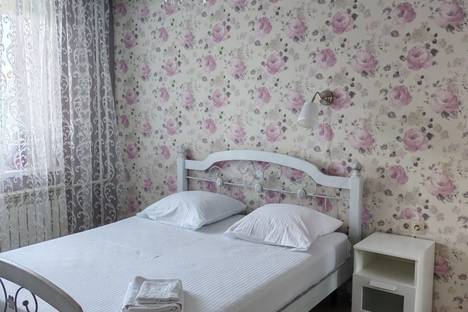2-комнатная квартира в Новокузнецке, ул. Свердлова, 2