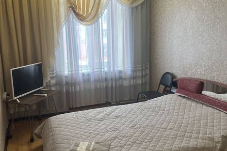 2-комнатная квартира в Комсомольске-на-Амуре, Комсомольск-на-Амуре, пр-кт Ленина, 30