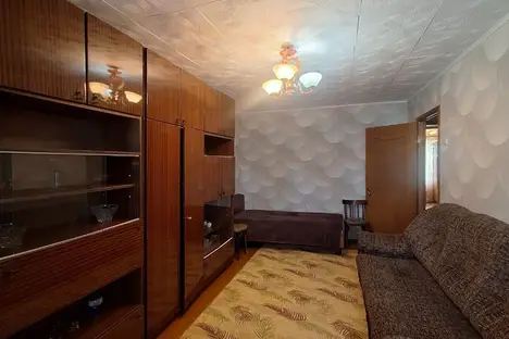 3-комнатная квартира в Кузнецке, ул. Леваневского, 7