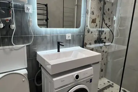 3-комнатная квартира в Казани, Вахитовский р-н , ул. Татарстан, 13