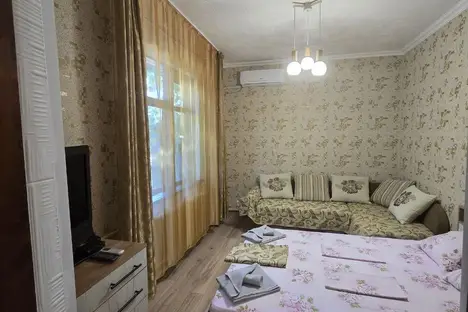 Дом в Геленджике, Геленджик, Восточный пер., 19А