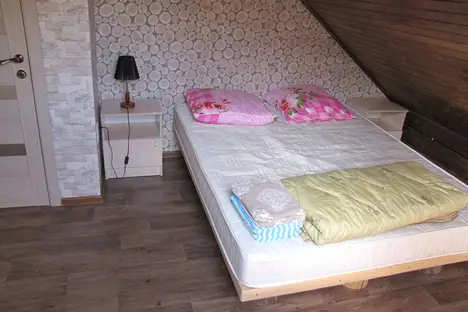 Комната в Бахчисарайском районе, Бахчисарайский район, Бахчисарайский р-н , Голубинское с.п., с. Соколиное, Нижняя Речная ул., 23