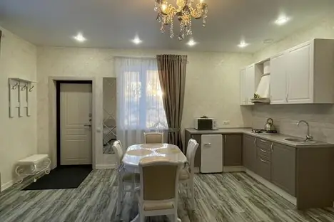 Дом в Пскове, Крестовский пер., 7