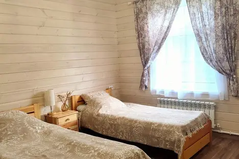 Дом в Вологодской области, Вологодская область, Устюжна, пер. Корелякова, 13
