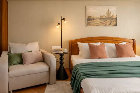 3-комнатная квартира в Москве, Москва, Новинский б-р, 15, м. Смоленская