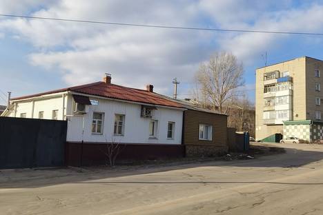 Дом в Лисках, Лиски, ул. Красных Зорь, 1