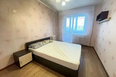 3-комнатная квартира в Туле, Тула, ул. Клары Цеткин, 5к2