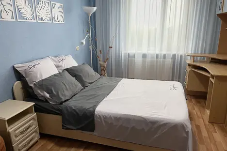 3-комнатная квартира в Казани, Казань, ул. Фатыха Амирхана, 41