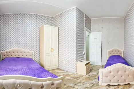 Комната в поселке Лазаревское, жилой р-н  Лазаревское, Речная ул., 2/10