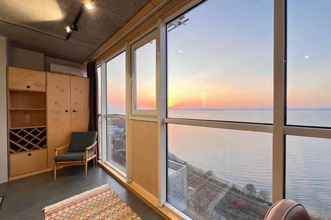 1-комнатная квартира во Владивостоке, пр-кт 100-летия Владивостока, 163