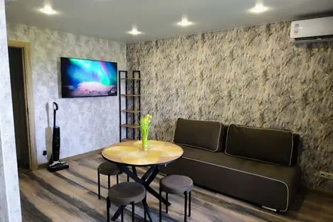 2-комнатная квартира в Краснодаре, ул. Гагарина, 81