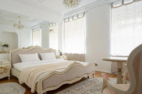 2-комнатная квартира в Санкт-Петербурге, Итальянская ул., 31