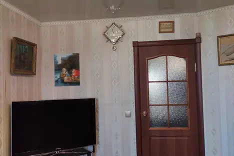 Комната в Санкт-Петербурге, Октябрьская наб., 124к7