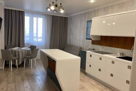 2-комнатная квартира в Казани, ул. Адоратского, 1Б