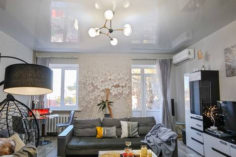 2-комнатная квартира в Севастополе, Большая Морская ул., 38