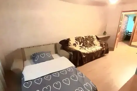 3-комнатная квартира в Козельске, Козельск, ул. Чкалова, 73