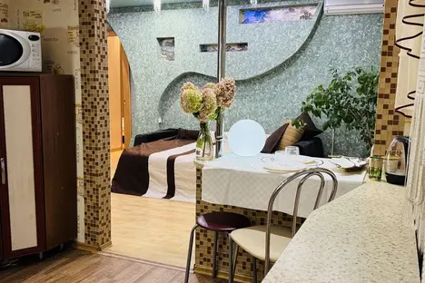 2-комнатная квартира в Хабаровске, Большая ул., 4