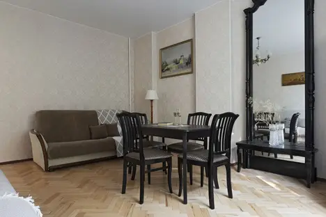 3-комнатная квартира в Санкт-Петербурге, ул. Жуковского, 39