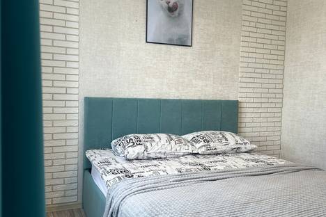 3-комнатная квартира в Кургане, 6-й мкр., 7