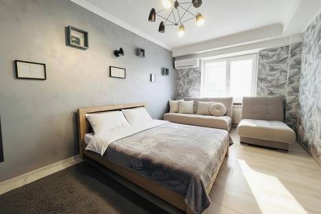 2-комнатная квартира в Ессентуках, ул. Орджоникидзе, 93