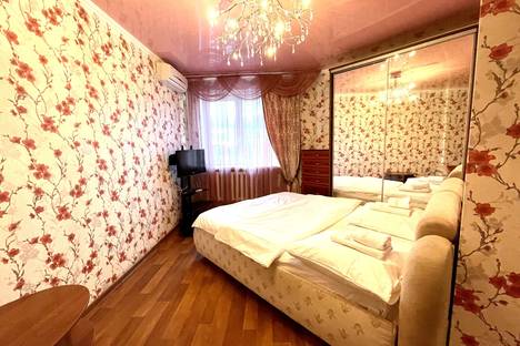 2-комнатная квартира в Брянске, Брянск, Красноармейская ул., 100