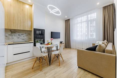 2-комнатная квартира в Астане, Астана, пр-кт Туран, 52/6