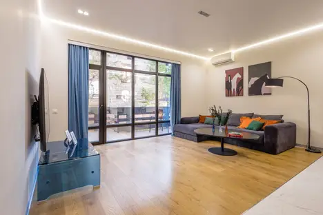 4-комнатная квартира в Сочи, Сочи, мкр. Мамайка, ул. Фадеева, 34