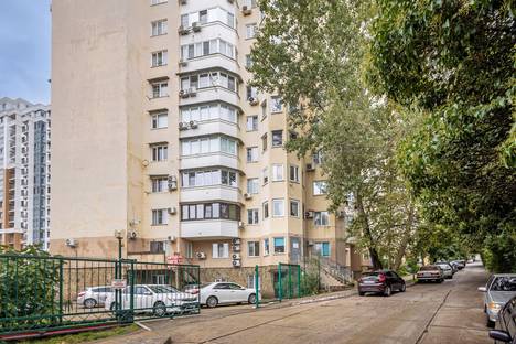 4-комнатная квартира в Сочи, мкр. Завокзальный, Невская ул., 19