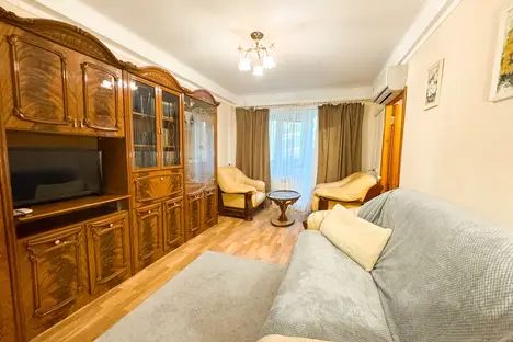 3-комнатная квартира в Луганске, кв-л Гагарина, 22