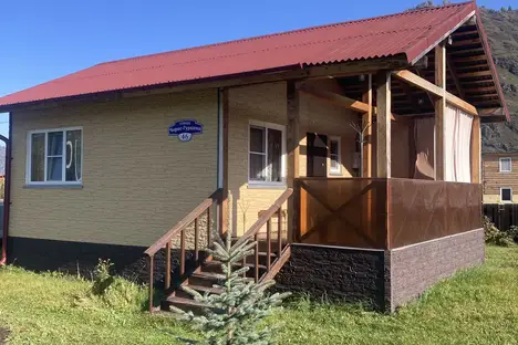 Дом в Аносе, Анос, ул. Чорос-Гуркина, 46