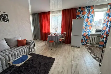 2-комнатная квартира в Рудничном, ул. Просвещения, 174