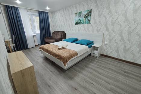 2-комнатная квартира в Новошахтинске, Парковая ул., 9