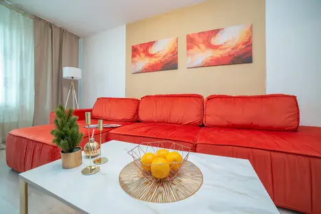 3-комнатная квартира в Екатеринбурге, Рассветная ул., 8к2