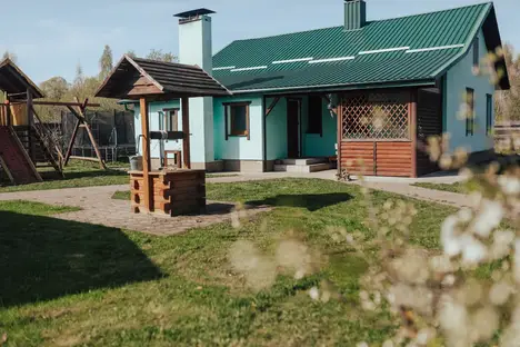 Дом в Брестской области, Брестская область, Кобринский р-н , Хидринский сельсовет, д. Островляны, Янтарная ул., 8