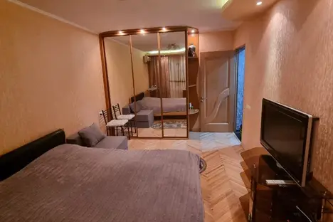 2-комнатная квартира в Адлере, Садовая ул., 18 2-комнатная квартира в Адлере, Садовая ул., 18