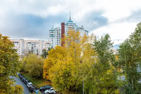 3-комнатная квартира в Санкт-Петербурге, Астраханская ул., 23/24