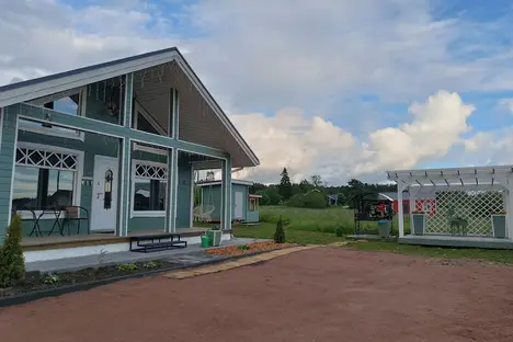 Дом в Карелии, Карелия, Сортавальский муниципальный округ, п. Красная Горка, 64 Дом в Карелии, Карелия, Сортавальский муниципальный округ, п. Красная Горка, 64