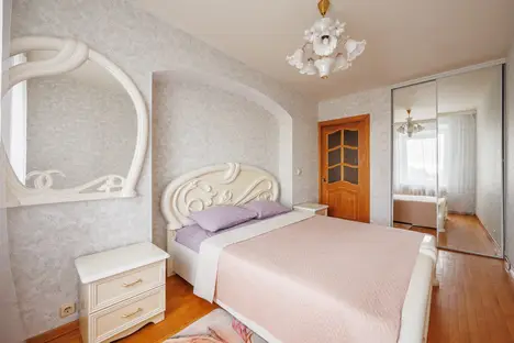 3-комнатная квартира в Санкт-Петербурге, пр-кт Обуховской Обороны, 199