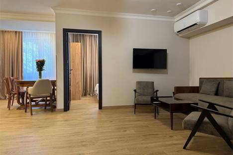 3-комнатная квартира в Ереване, Ереван, ул. Езника Кохбаци, 2