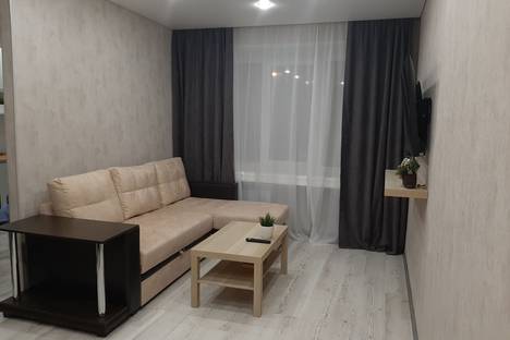 1-комнатная квартира в Кировске, ул. Мира, 4 1-комнатная квартира в Кировске, ул. Мира, 4