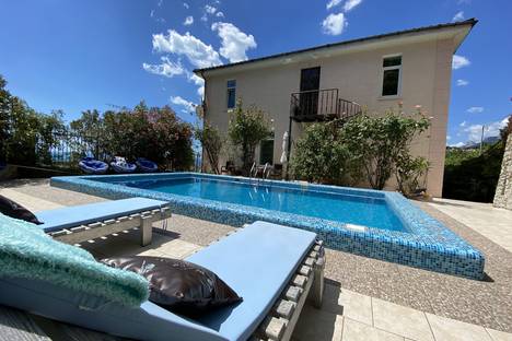 Дом в Гаспре, Лесная ул., 32 Дом в Гаспре, Лесная ул., 32