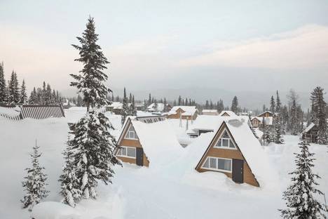 Дом в Шерегеше, ул. Строителей, 27 Дом в Шерегеше, ул. Строителей, 27