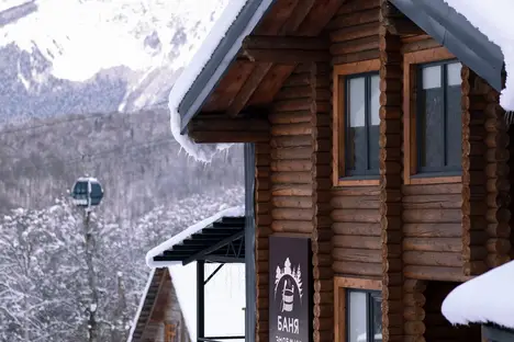 Дом в Большом Сочи, Большой Сочи, Горнолыжный курорт Роза х., велопешеходная тропа Озёрный траверс, 40