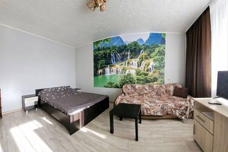 2-комнатная квартира в Оренбурге, ул. Чкалова, 28