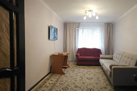 2-комнатная квартира в Оренбурге, ул. Чкалова, 23