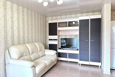 2-комнатная квартира в Кемерове, Кемерово, ул. Дзержинского, 10