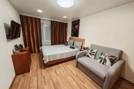 3-комнатная квартира в Мурманске, пр-кт Героев-Североморцев, 15к2