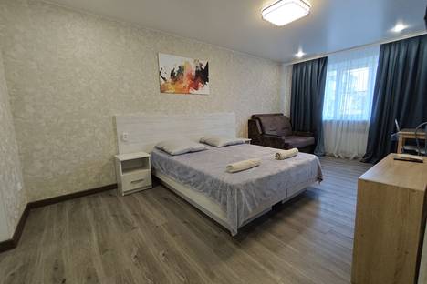 2-комнатная квартира в Новошахтинске, Новошахтинск, Парковая ул., 36