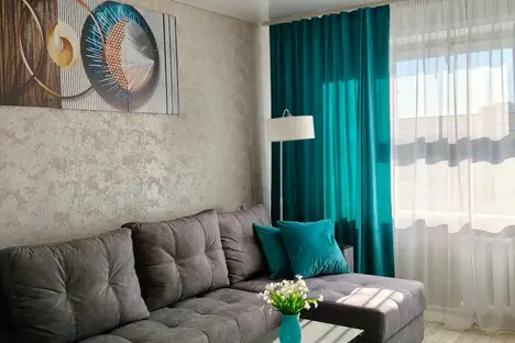 2-комнатная квартира в Таганроге, ул. Сызранова, 10