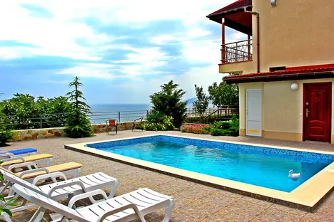 5-комнатная квартира в Отрадном, Отрадное, ул. Мориса Тореза, 21